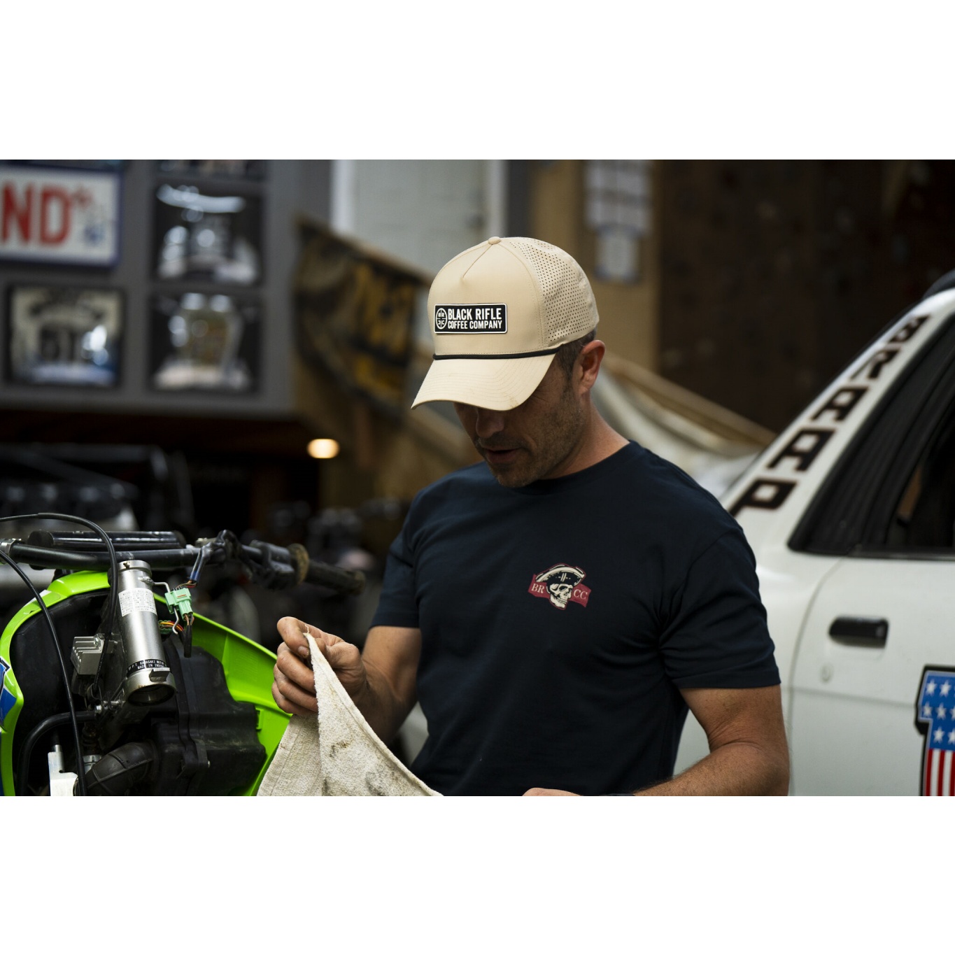 Company Logo Performance Snapback - Image 3